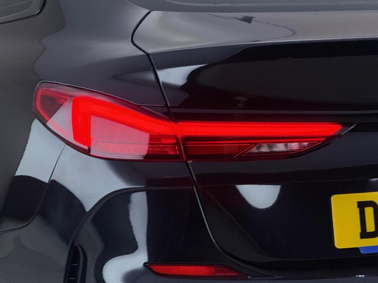 BMW 2 Series Gran Coupe thumbnail Lights Rear