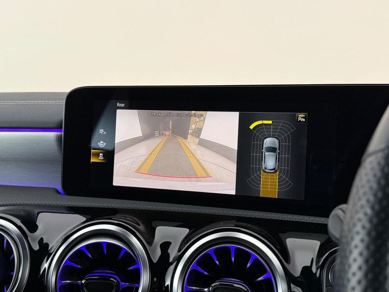 Mercedes-Benz A Class thumbnail Infotainment System