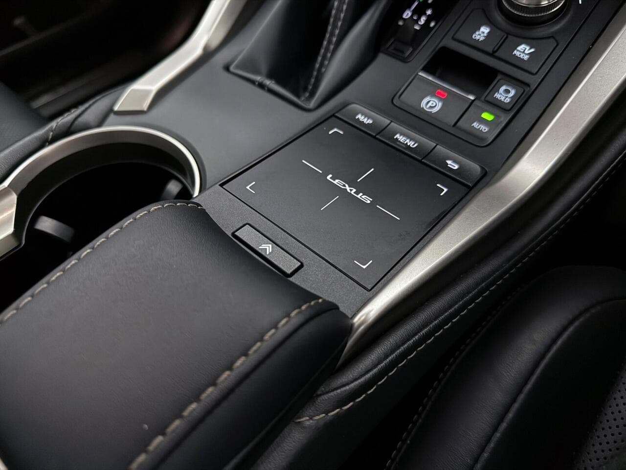 Lexus NX thumbnail Misc Controls