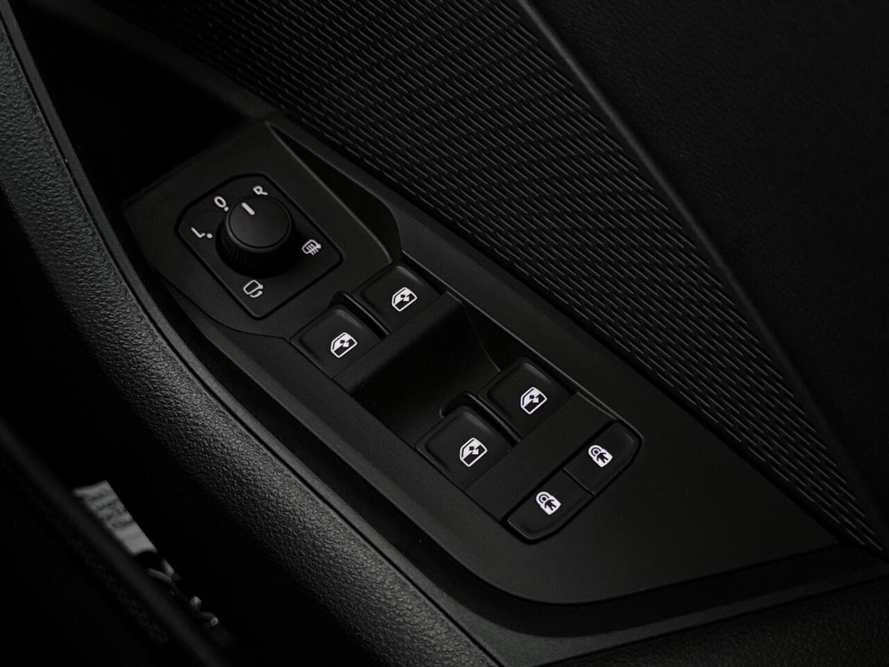 Skoda Octavia thumbnail Misc Controls