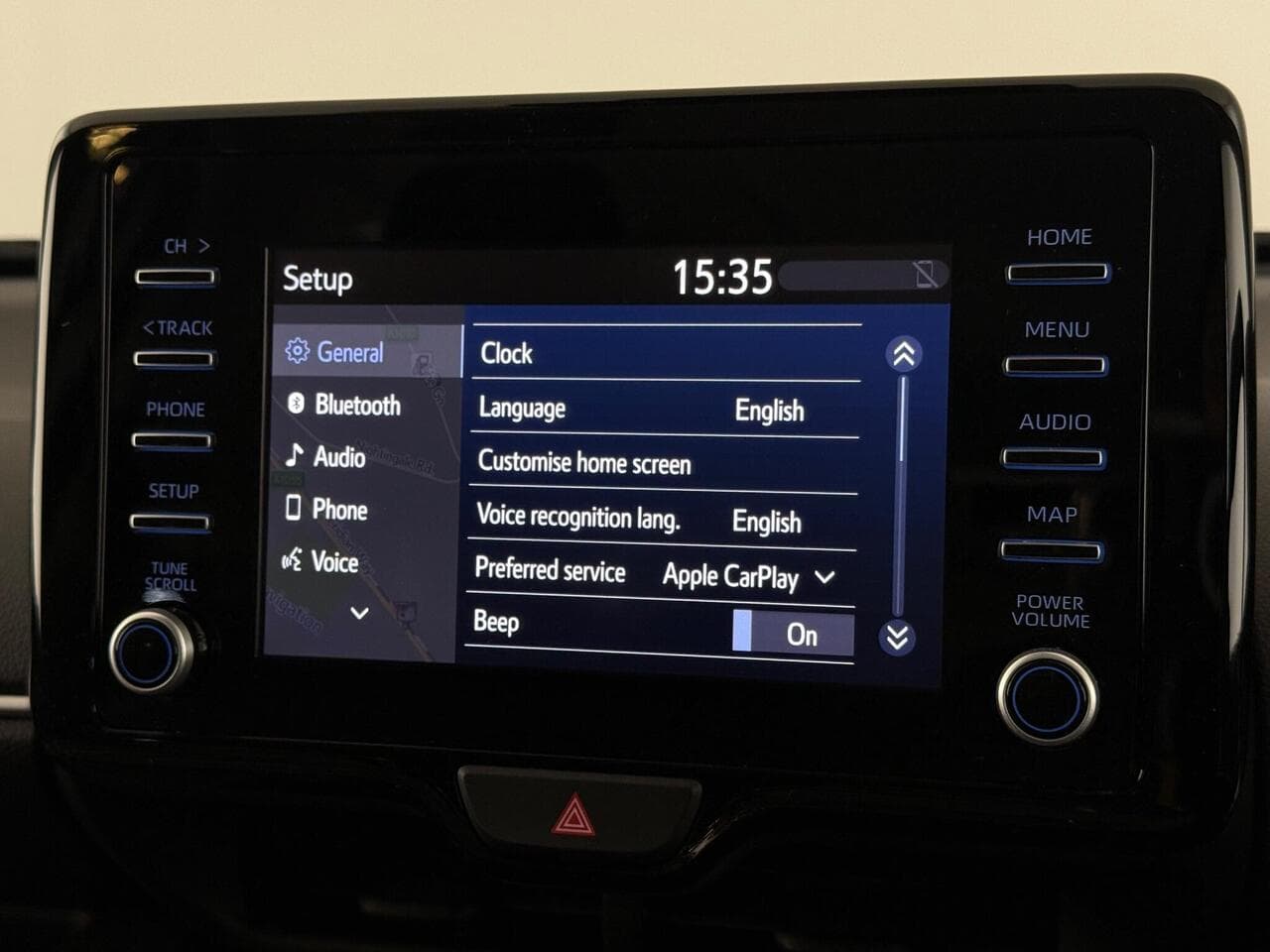 Toyota Yaris thumbnail Infotainment System