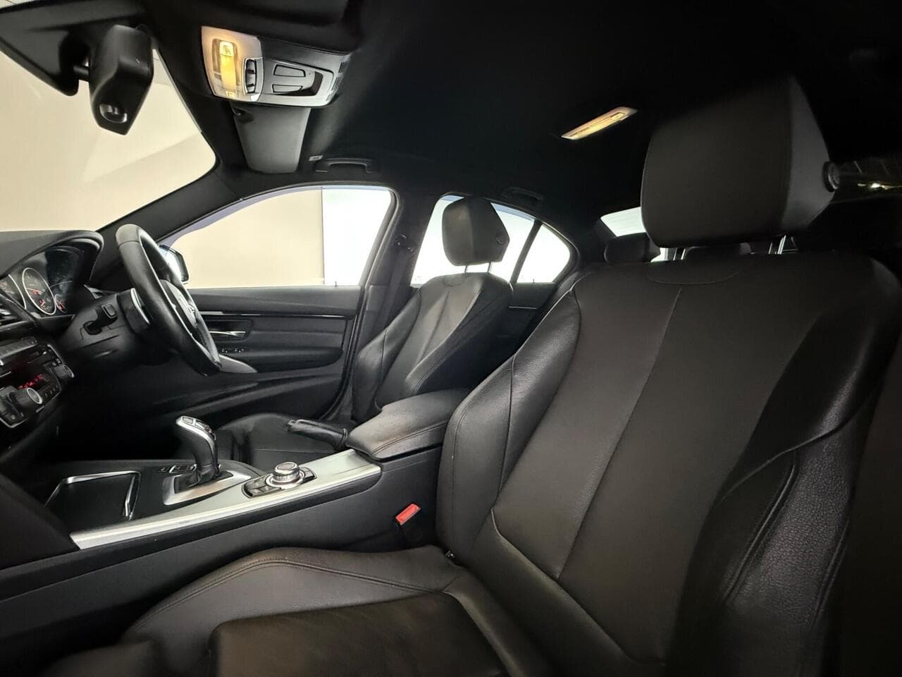 BMW 3 Series thumbnail Seat Front Passenger
