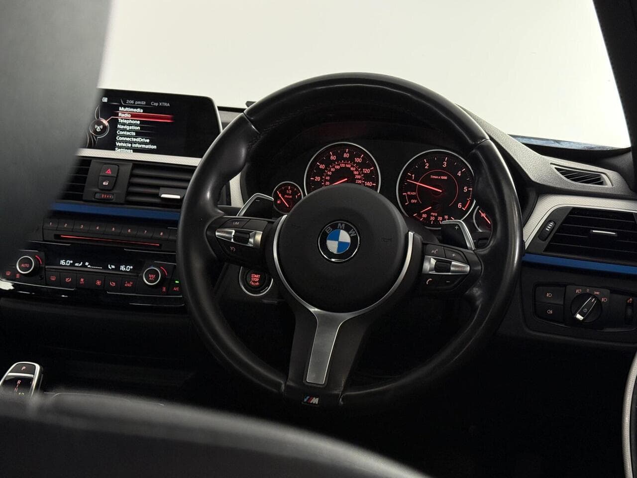 BMW 3 Series thumbnail Steering Wheel