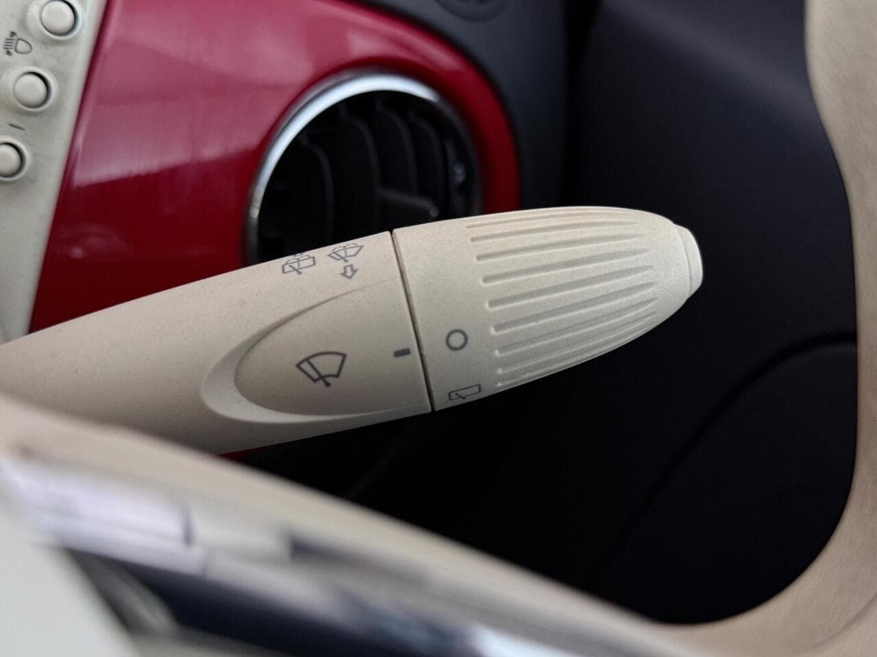 Fiat 500 thumbnail Misc Controls