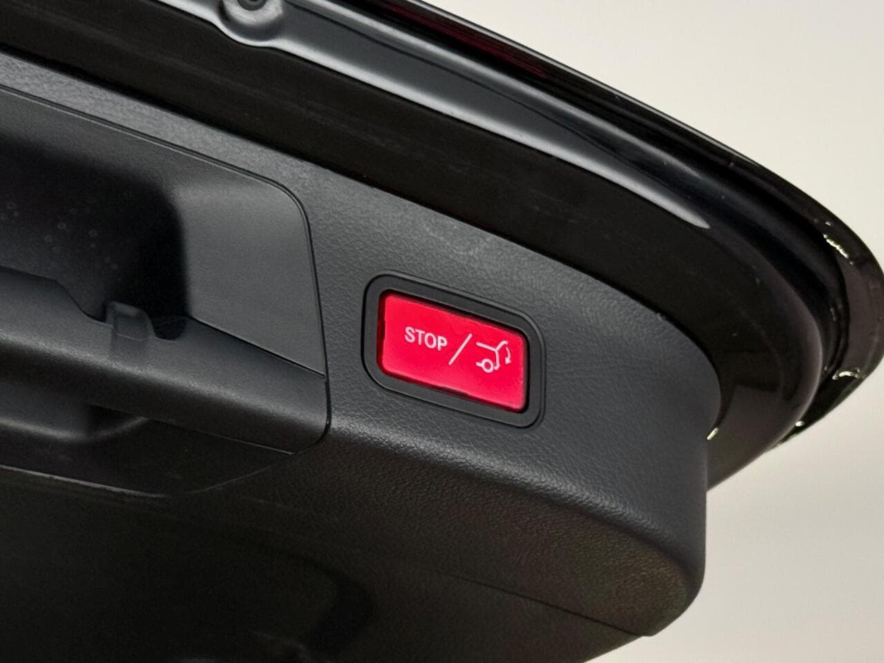 Mercedes-Benz GLA thumbnail Inconclusive
