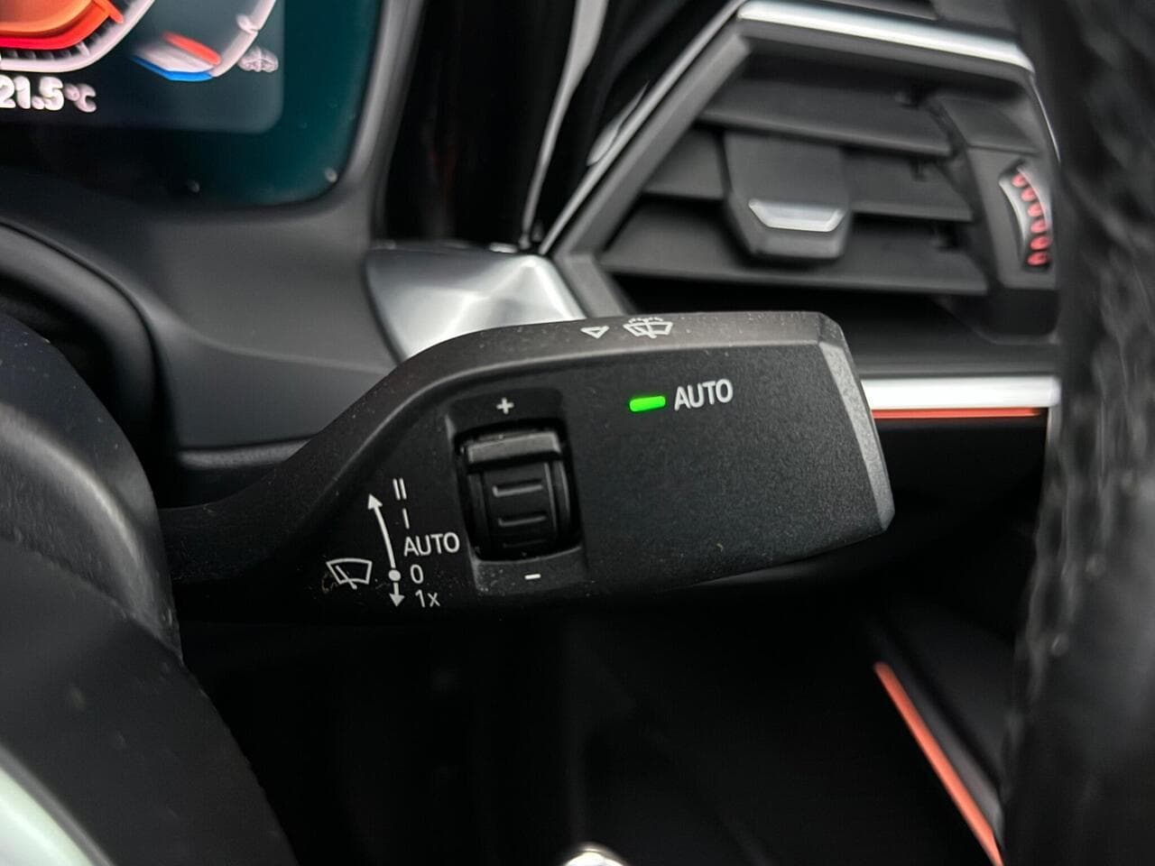 BMW 3 Series thumbnail Misc Controls