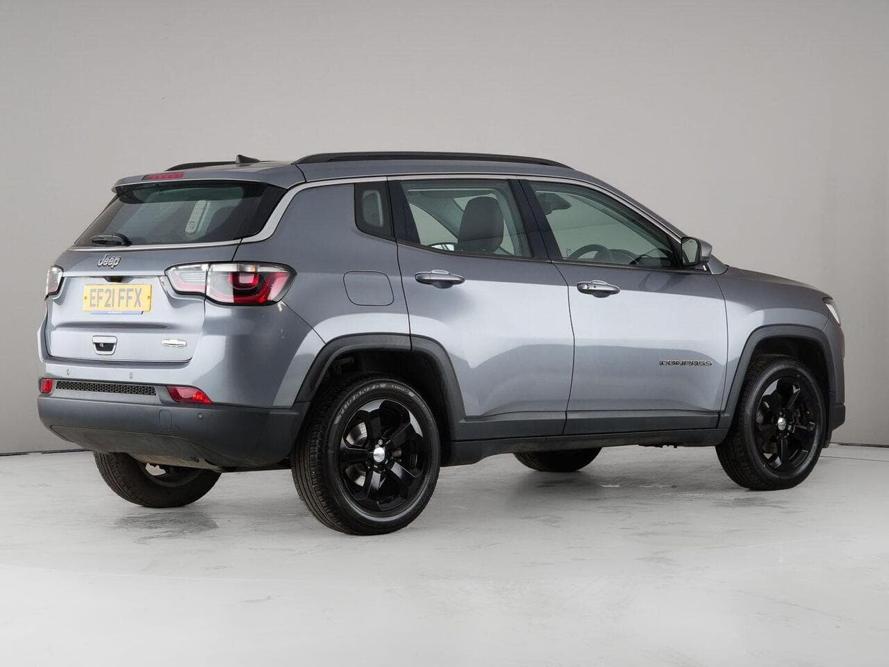 Jeep Compass thumbnail Rear Right