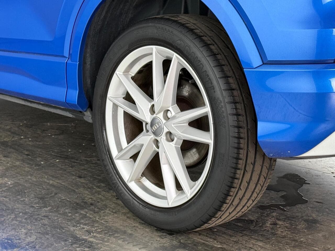 Audi Q2 thumbnail Wheel