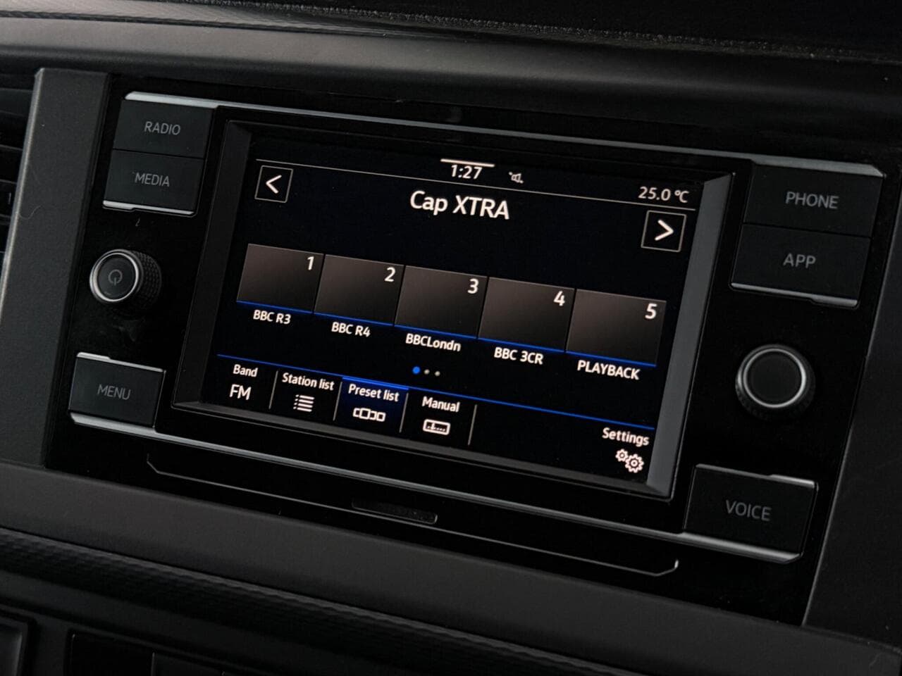Volkswagen Transporter thumbnail Infotainment System