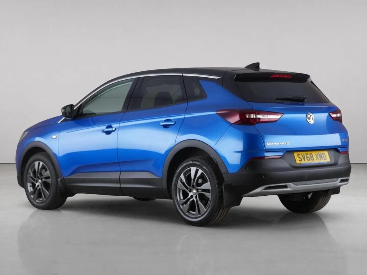Vauxhall Grandland X thumbnail Rear Left
