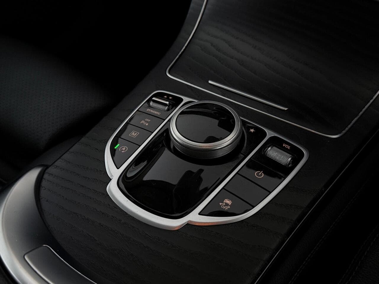 Mercedes-Benz GLC thumbnail Misc Controls