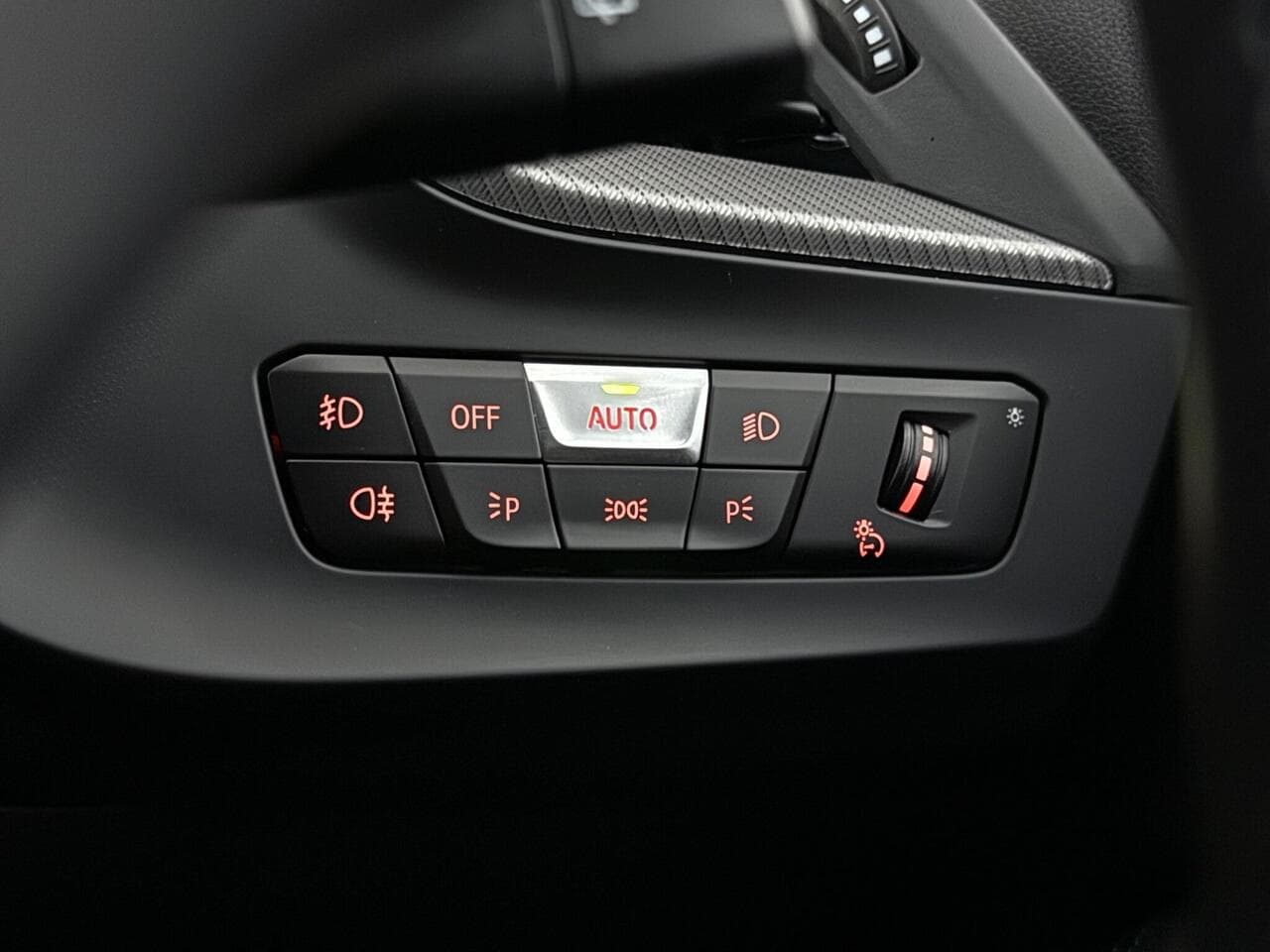 BMW 1 Series thumbnail Misc Controls