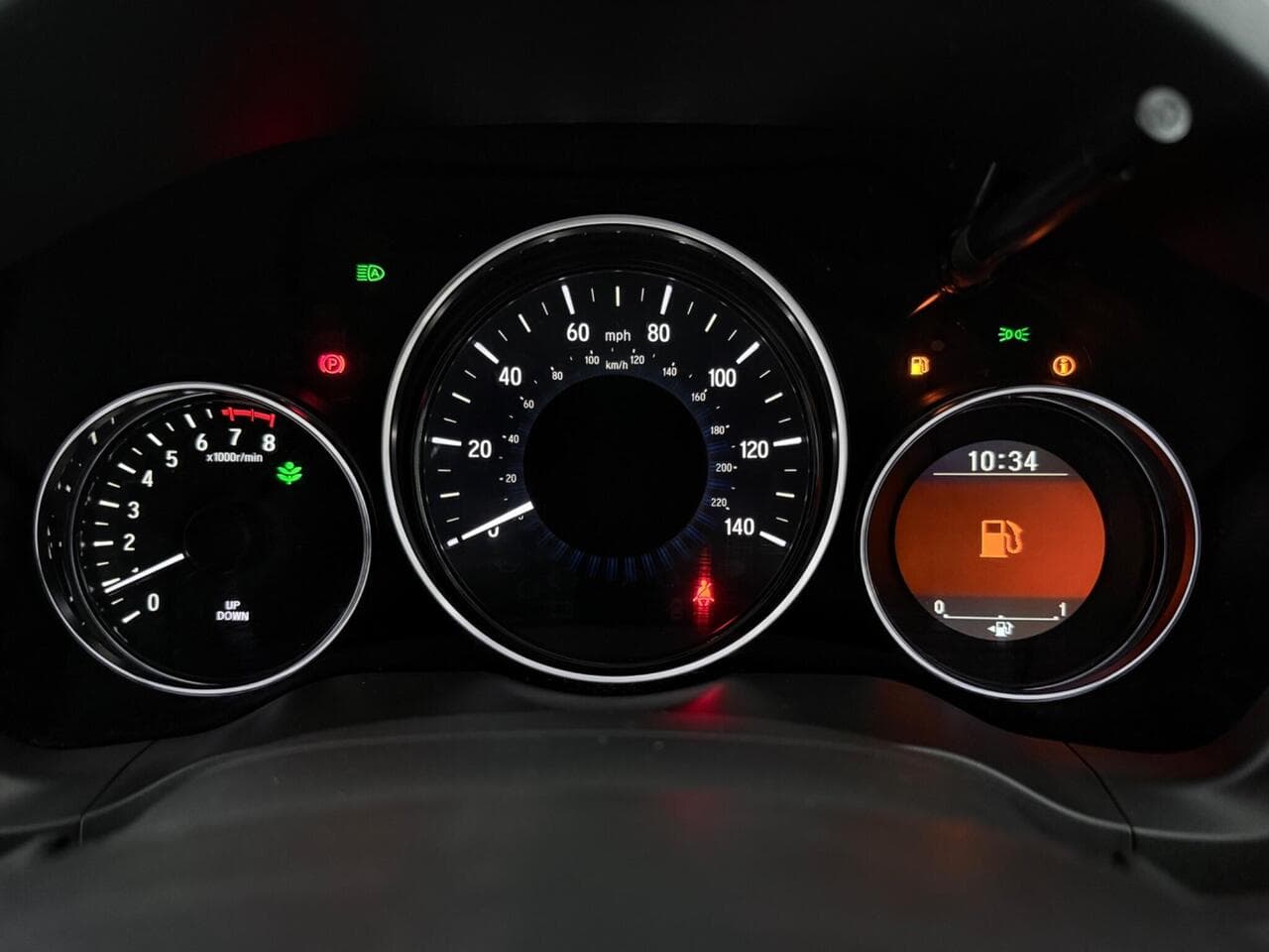 Honda HR-V thumbnail Driver Instruments
