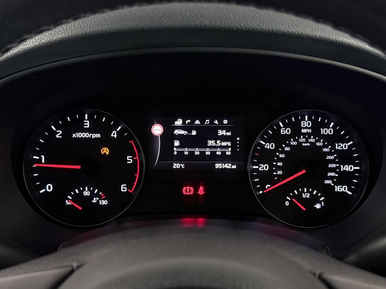 Kia Sportage thumbnail Driver Instruments
