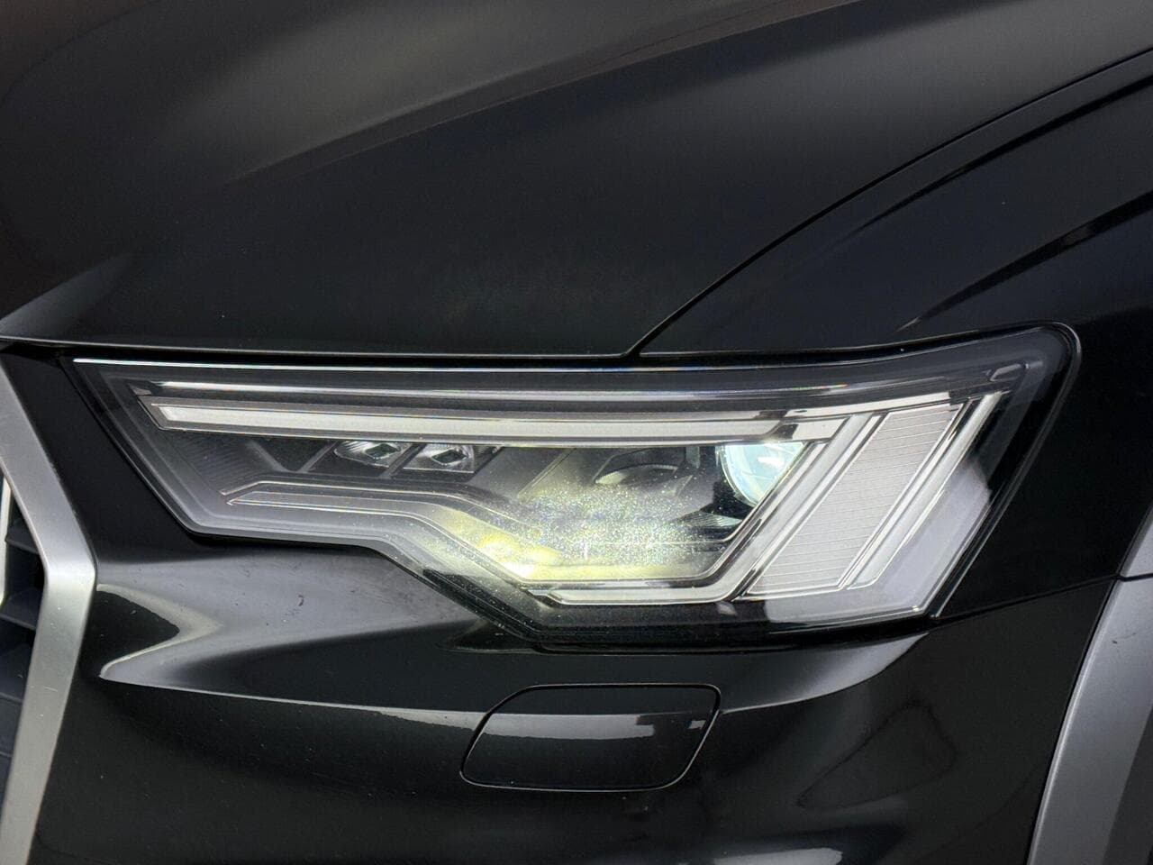 Audi A6 Allroad thumbnail Lights Front