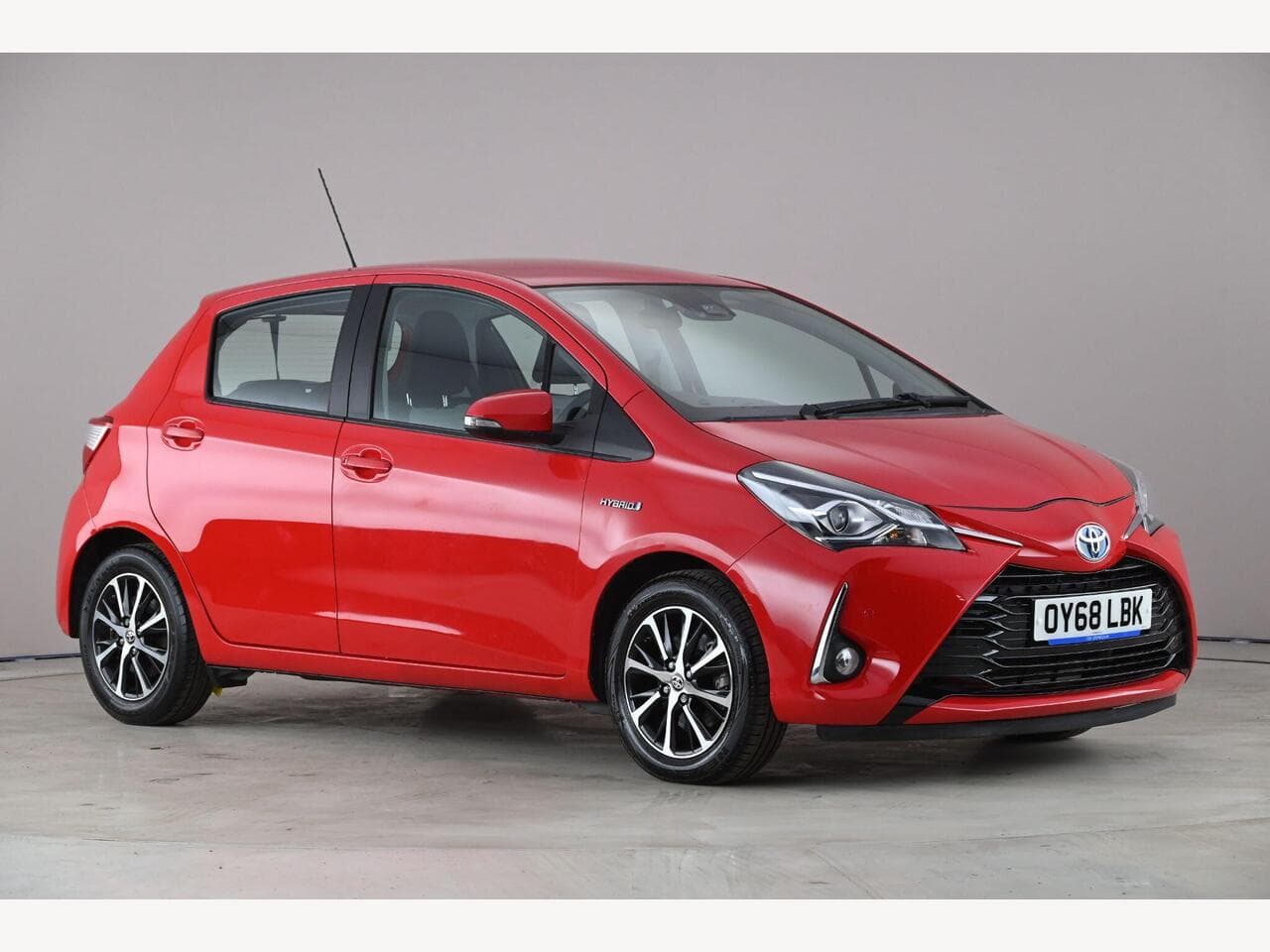 Toyota Yaris - Toyota Yaris 1.5 VVT-h Icon Tech E-CVT Euro 6 (s/s) 5dr