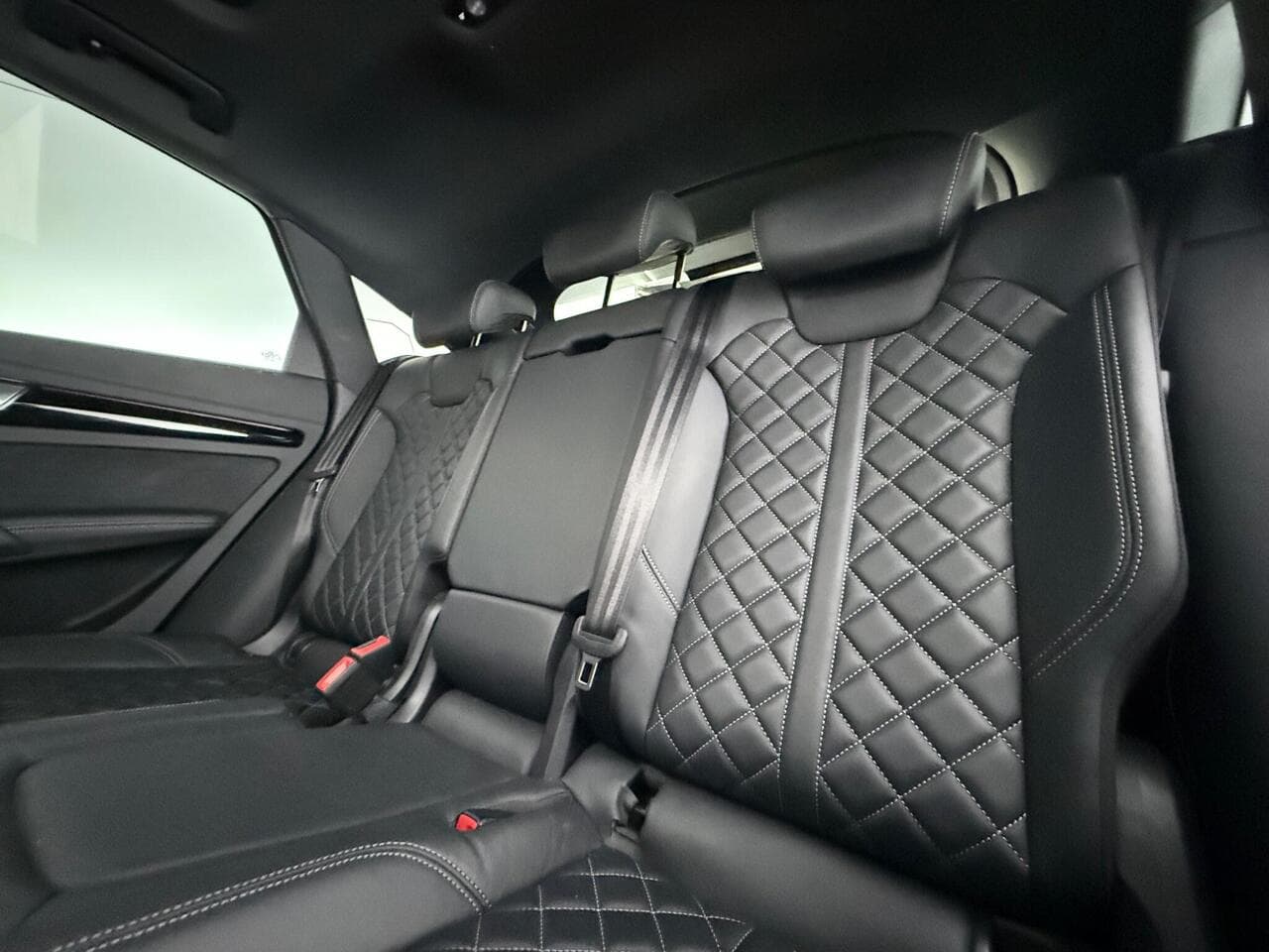 Audi Q5 thumbnail Seats Rear