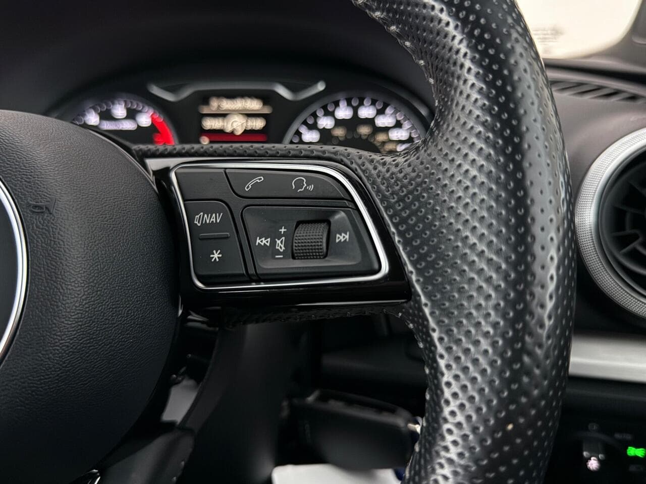 Audi A3 thumbnail Misc Controls