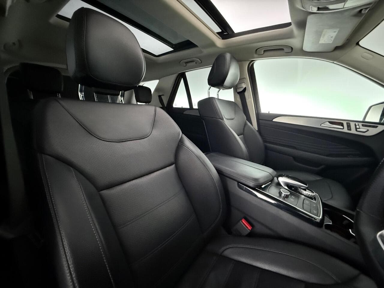 Mercedes-Benz GLE thumbnail Seat Driver