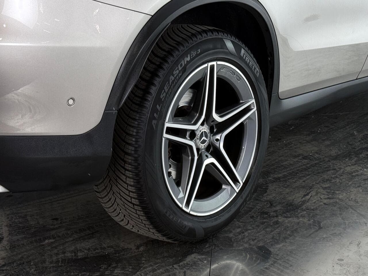 Mercedes-Benz GLC thumbnail Wheel