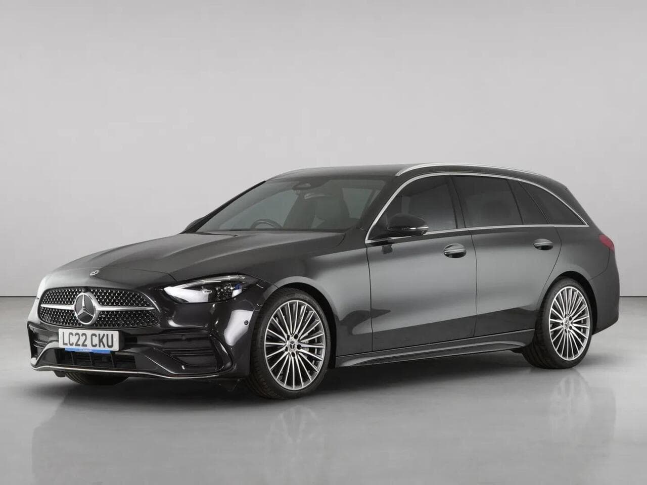 Mercedes-Benz C Class thumbnail Front Left