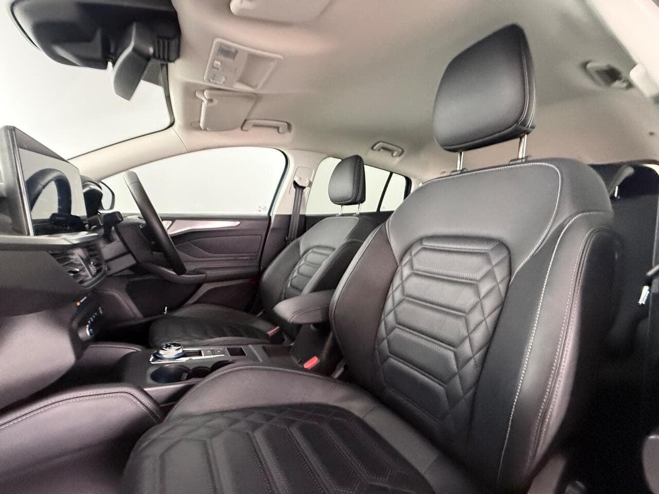 Ford Focus thumbnail Seat Front Passenger