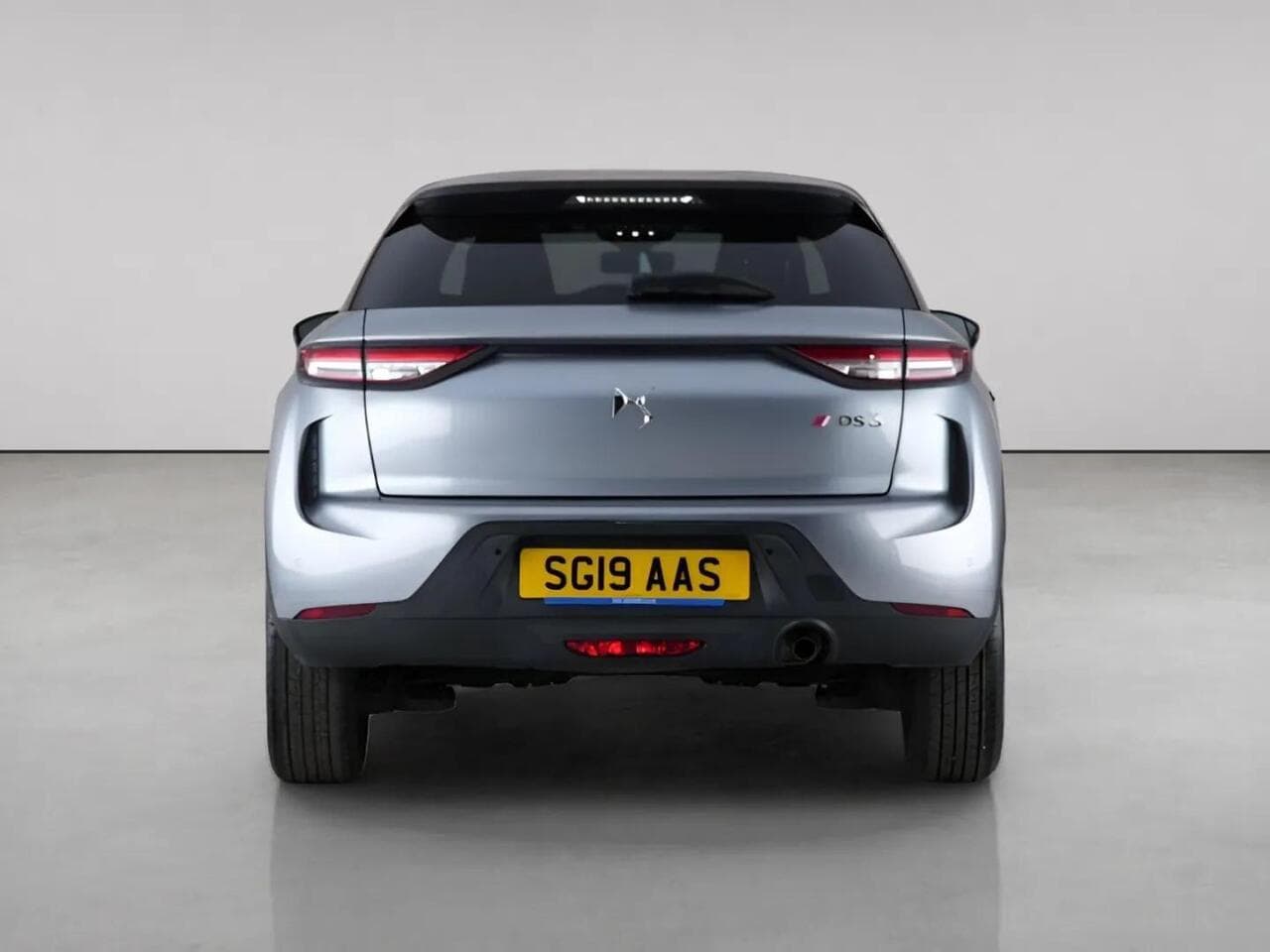 DS AUTOMOBILES DS 3 CROSSBACK thumbnail Rear