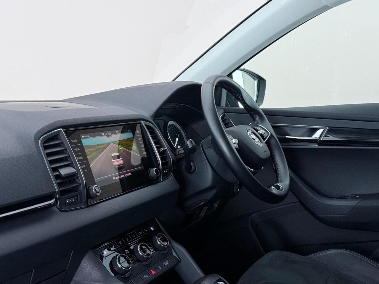 Skoda Karoq thumbnail Interior Front