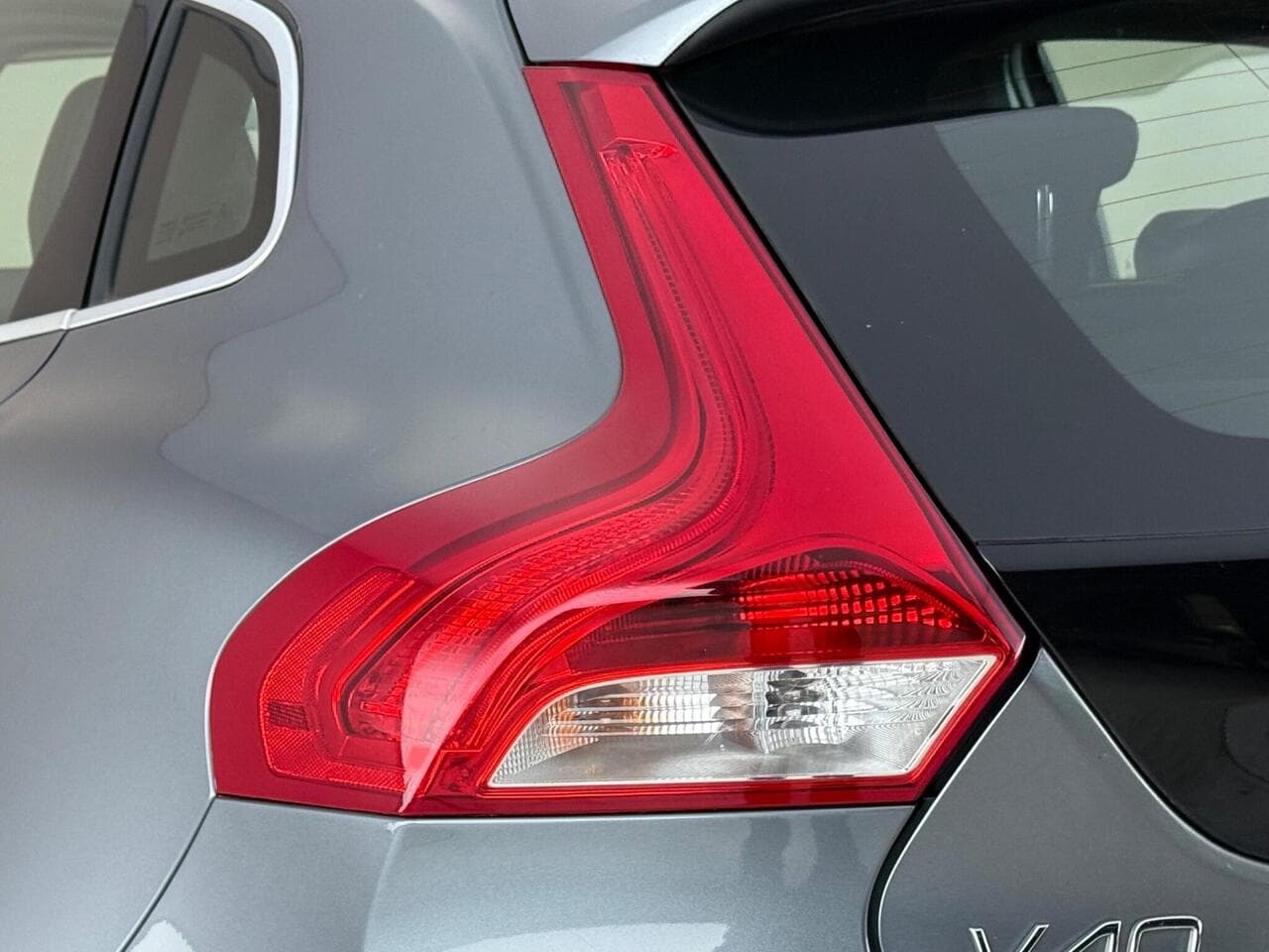 Volvo V40 thumbnail Lights Rear
