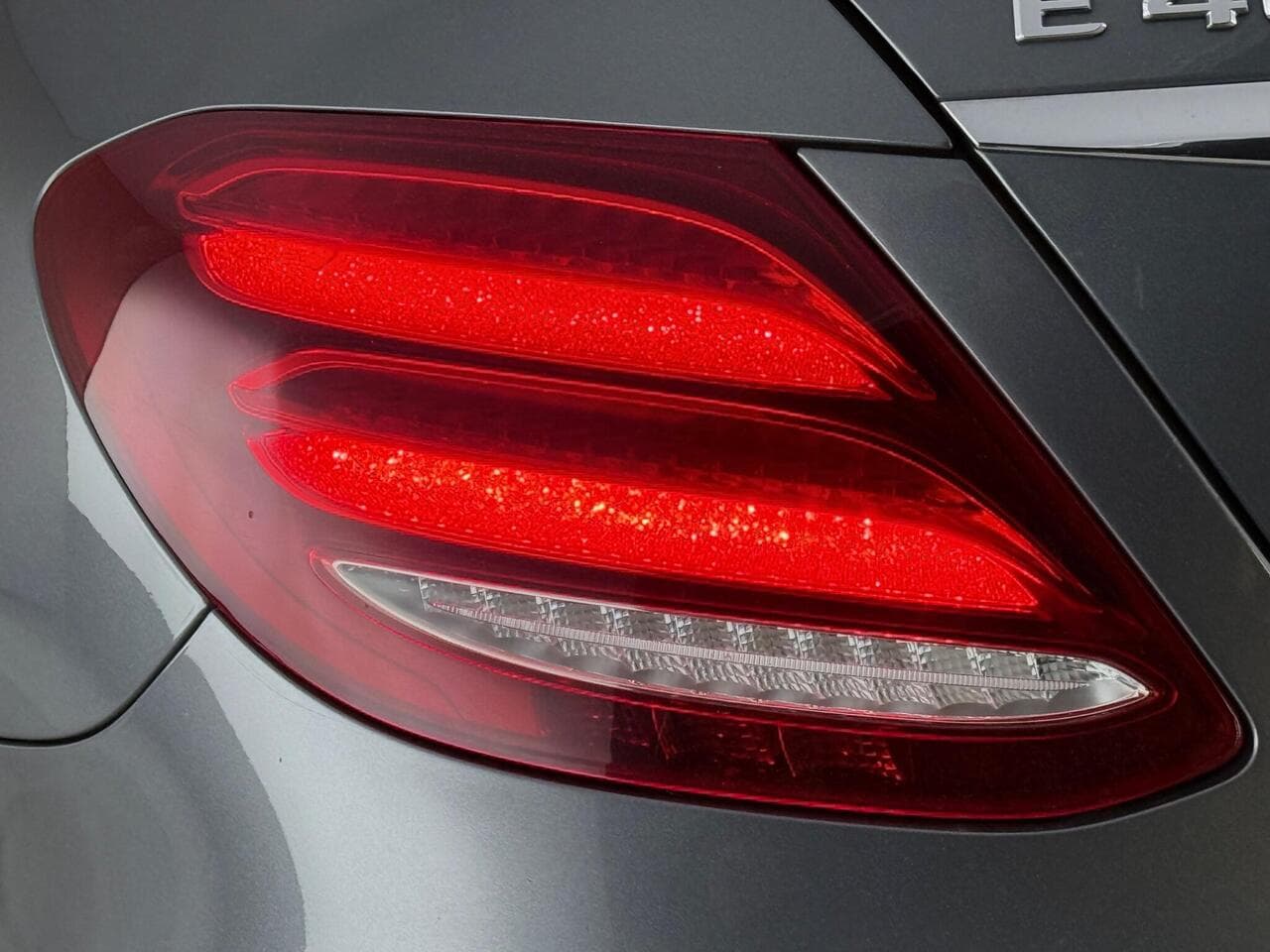 Mercedes-Benz E Class thumbnail Lights Rear