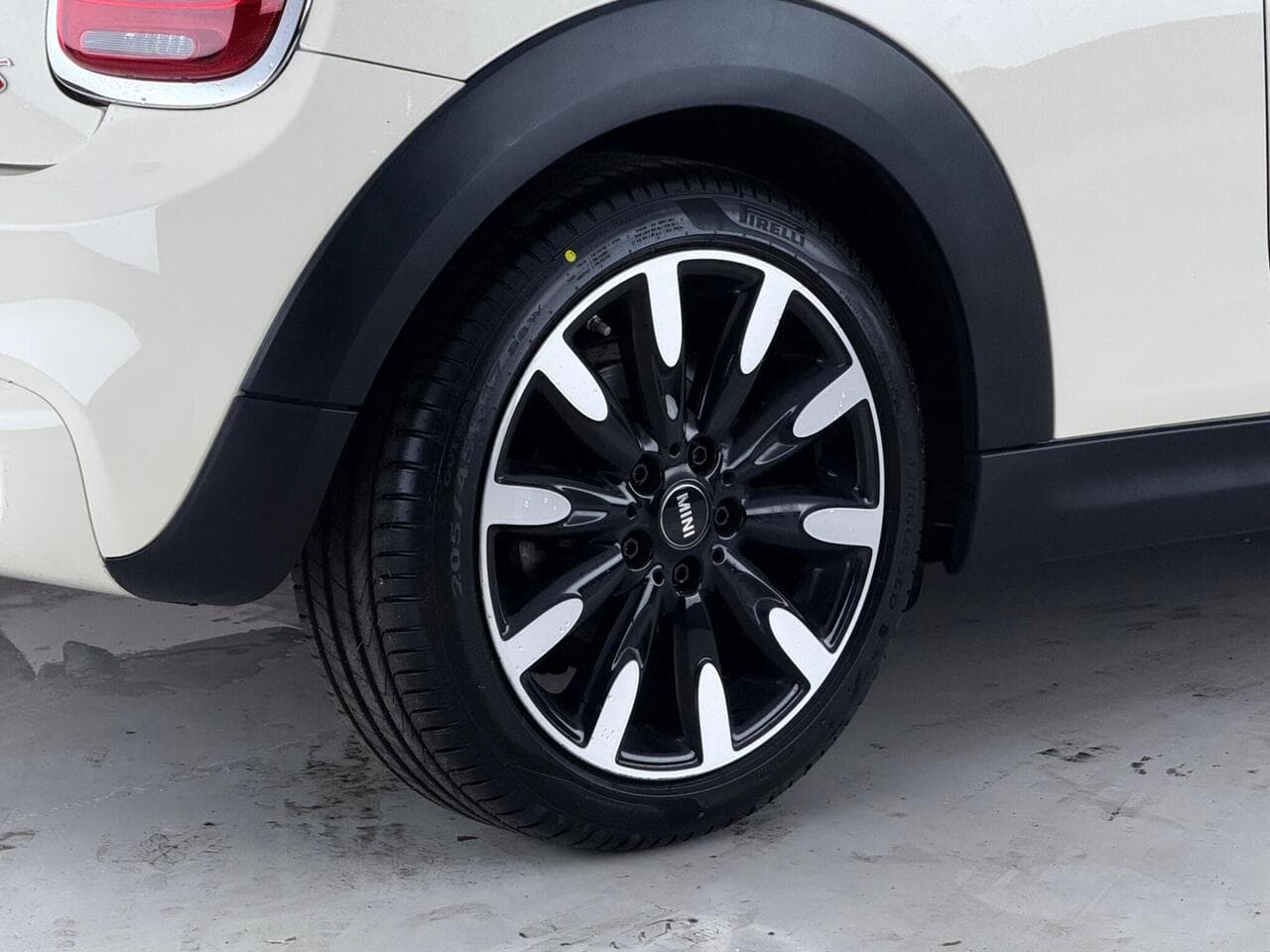 MINI Hatch thumbnail Wheel