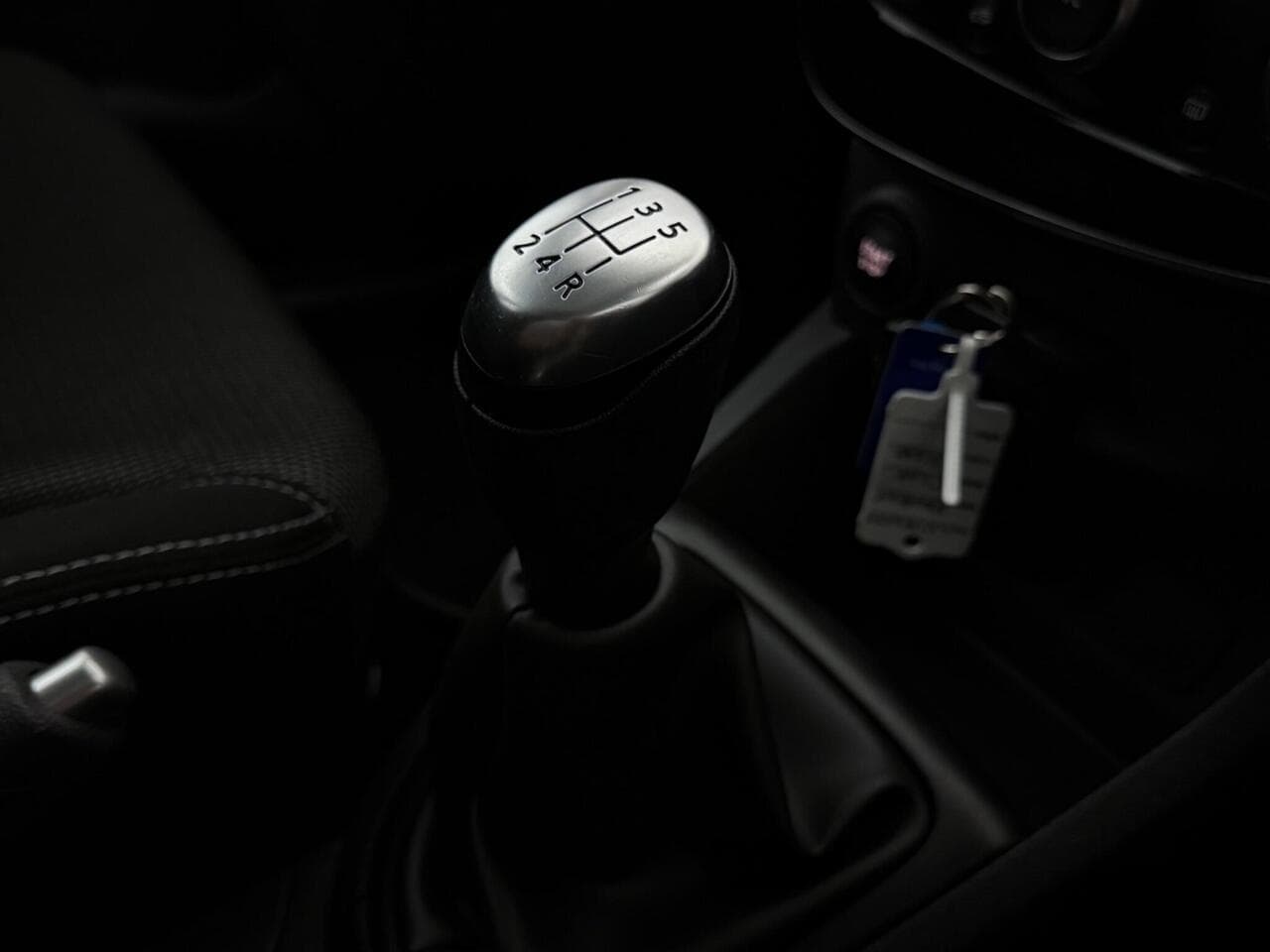 Renault Clio thumbnail Interior Front