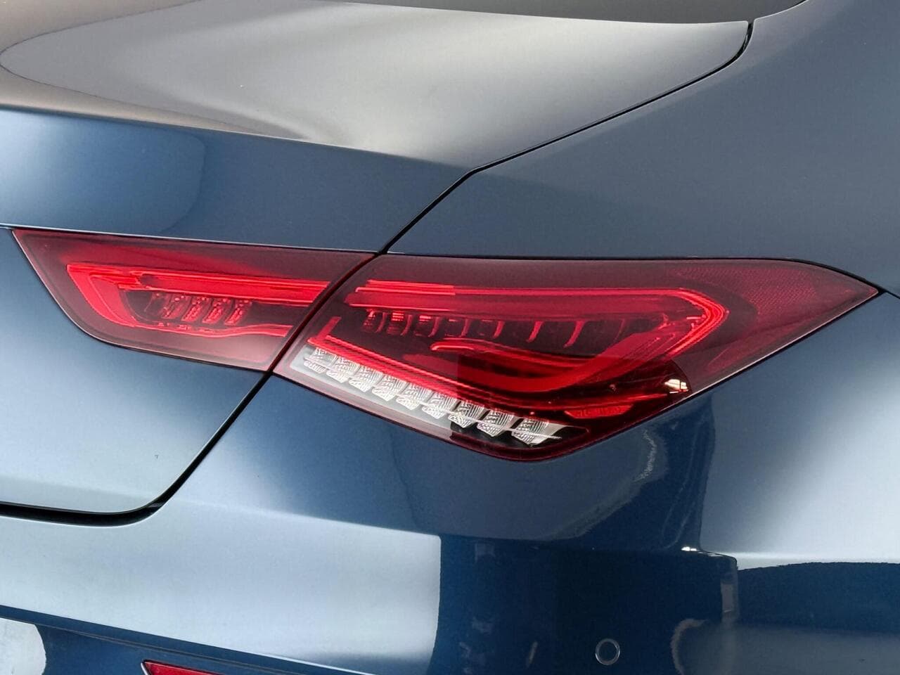 Mercedes-Benz CLA thumbnail Lights Rear