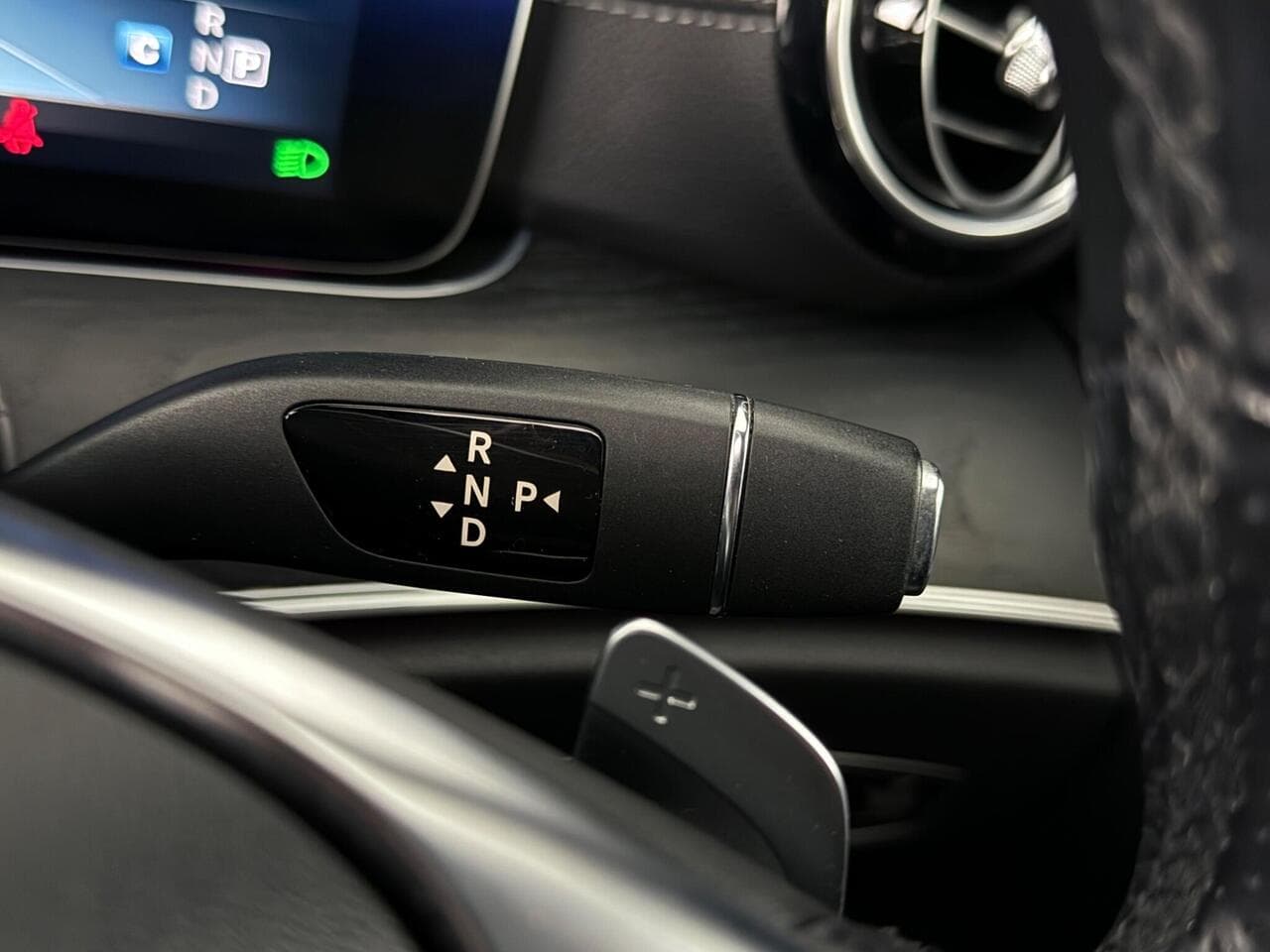 Mercedes-Benz E Class thumbnail Misc Controls