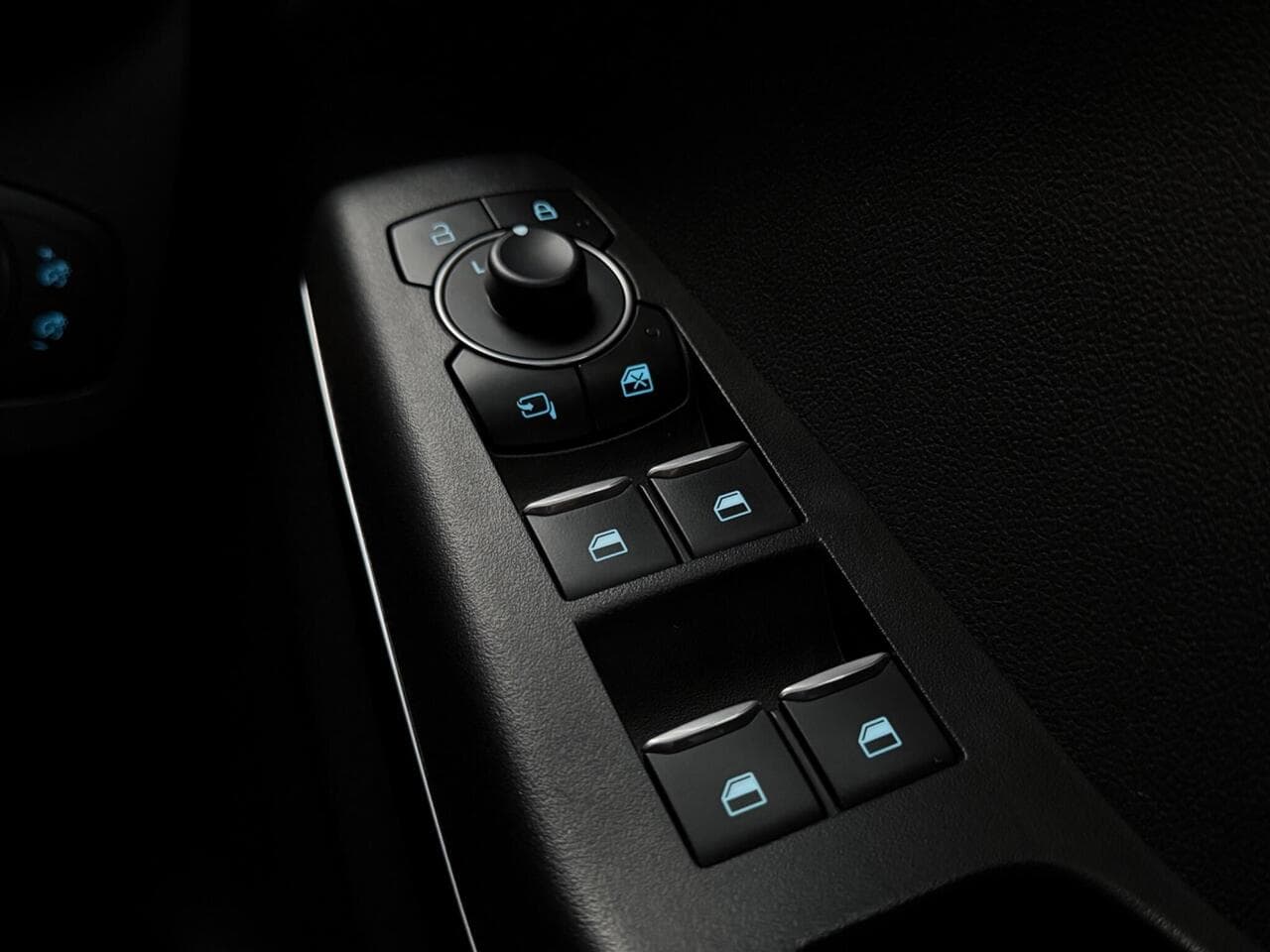 Ford Puma thumbnail Misc Controls