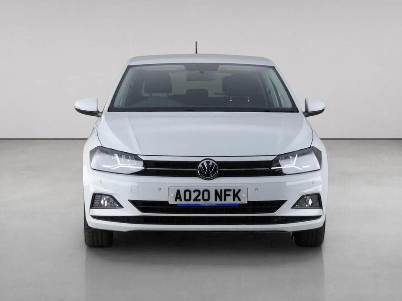 Volkswagen Polo thumbnail Front