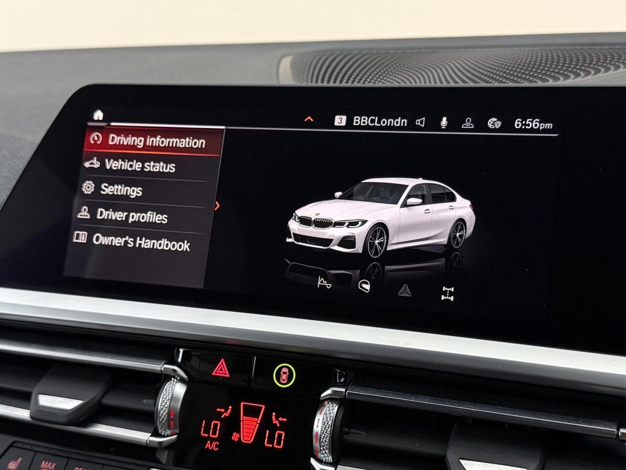 BMW 3 Series thumbnail Infotainment System