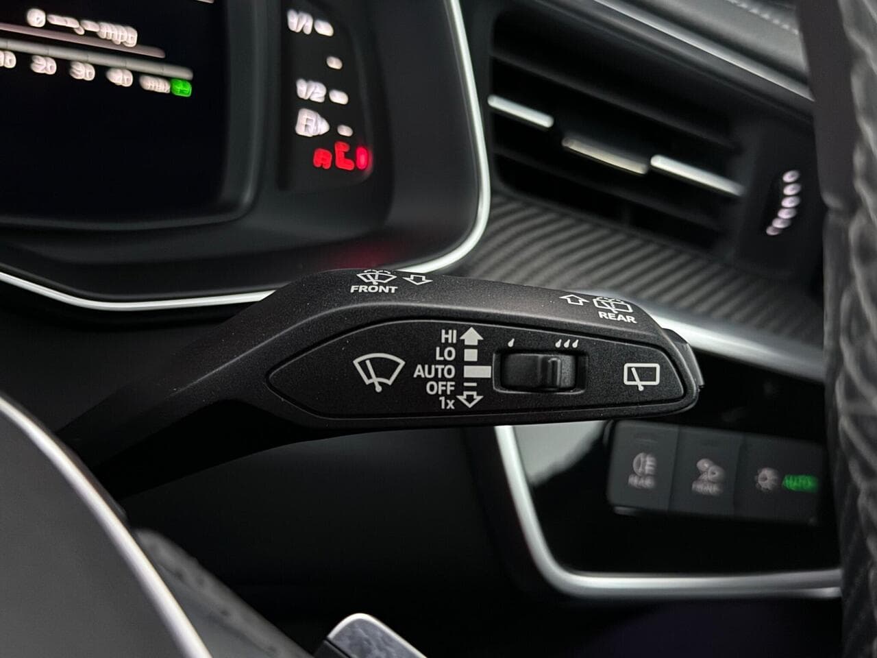 Audi A6 Avant thumbnail Misc Controls
