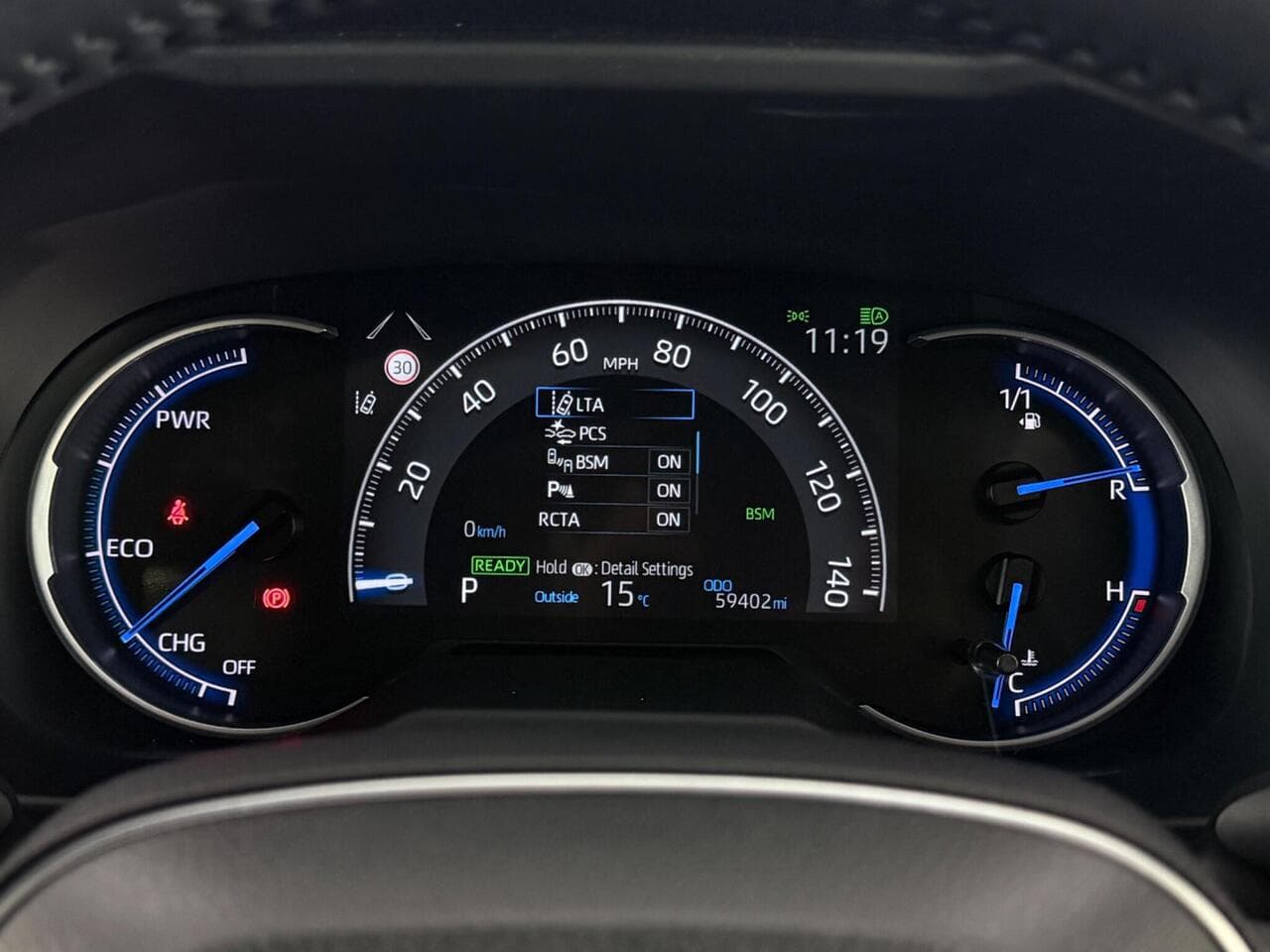 Toyota RAV4 thumbnail Driver Instruments