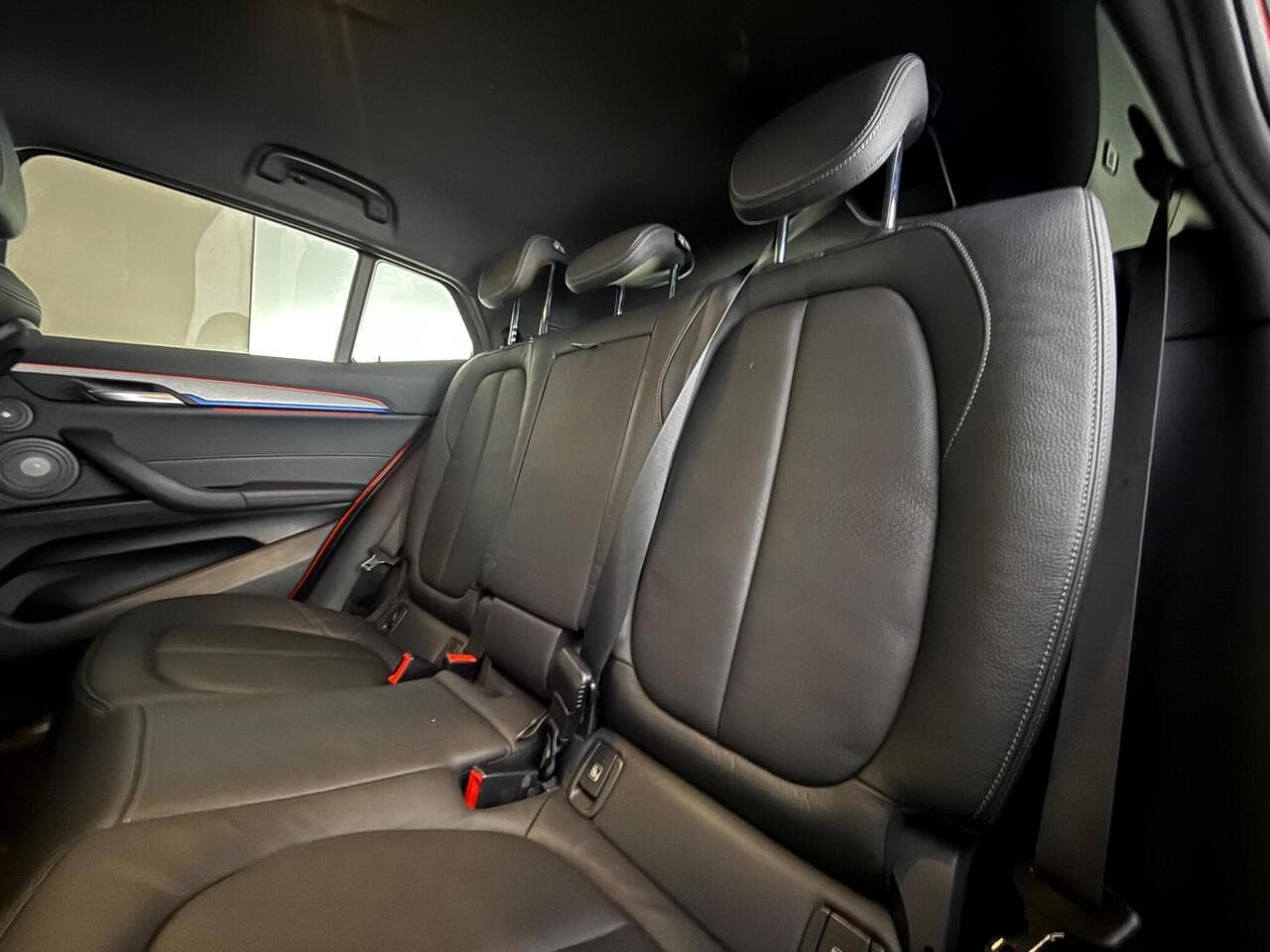 BMW X2 thumbnail Seats Rear