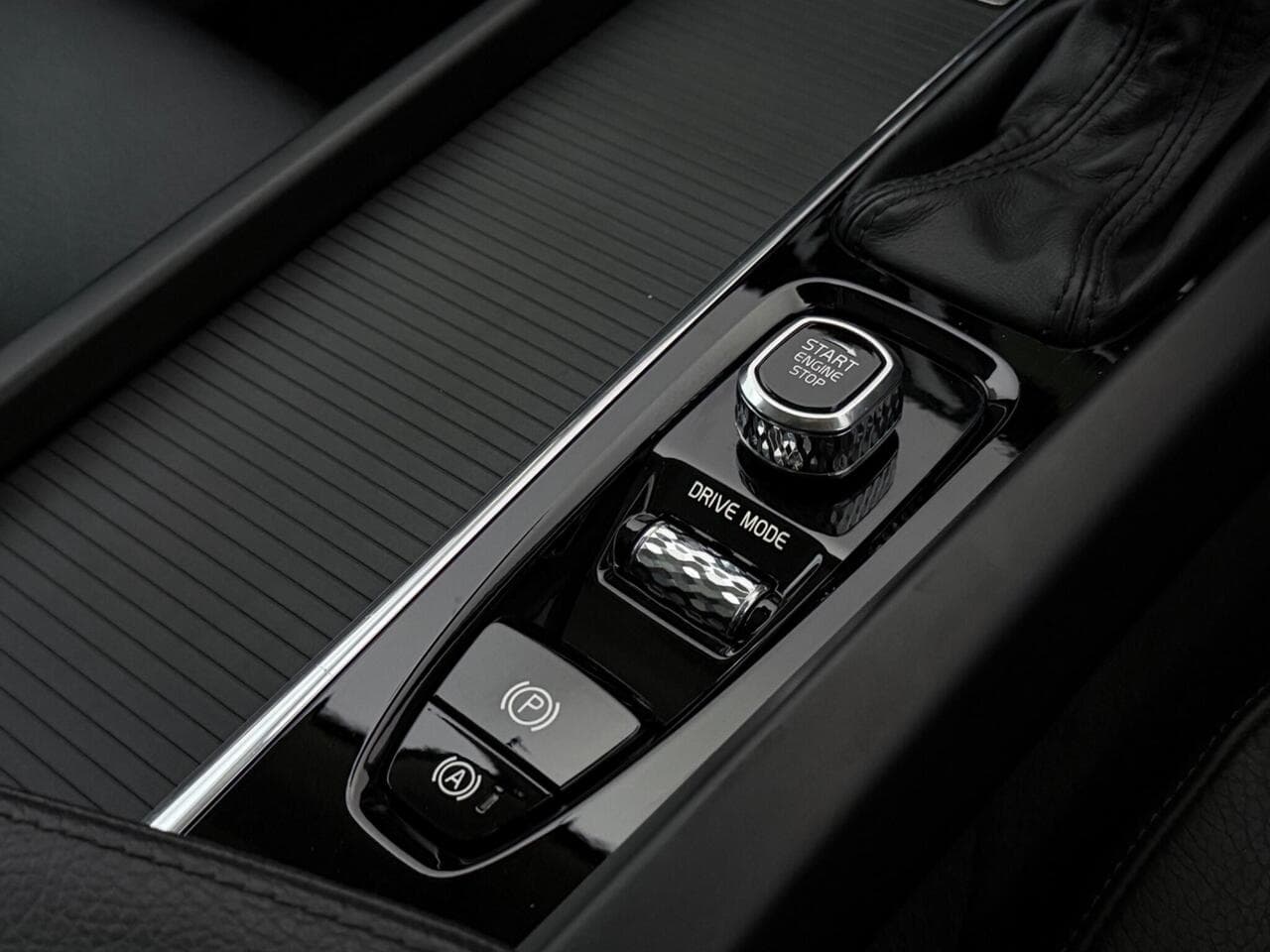 Volvo XC60 thumbnail Interior Front