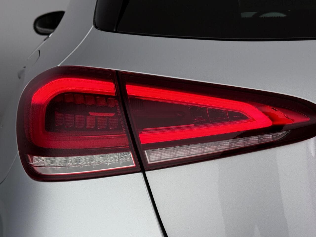 Mercedes-Benz A Class thumbnail Lights Rear