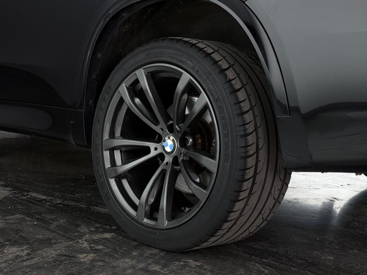 BMW X5 thumbnail Wheel