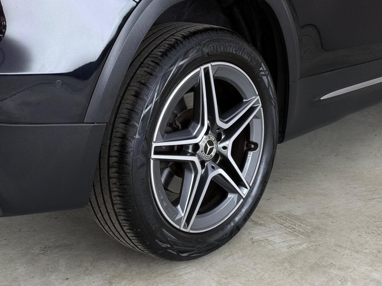 Mercedes-Benz GLB thumbnail Wheel