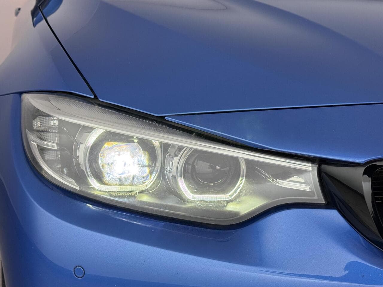 BMW 4 Series thumbnail Lights Front