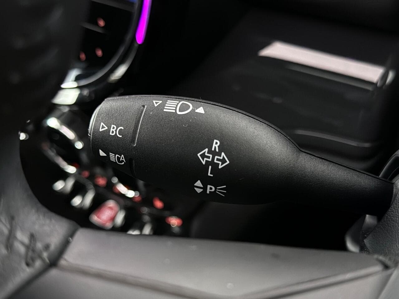 MINI Countryman thumbnail Misc Controls