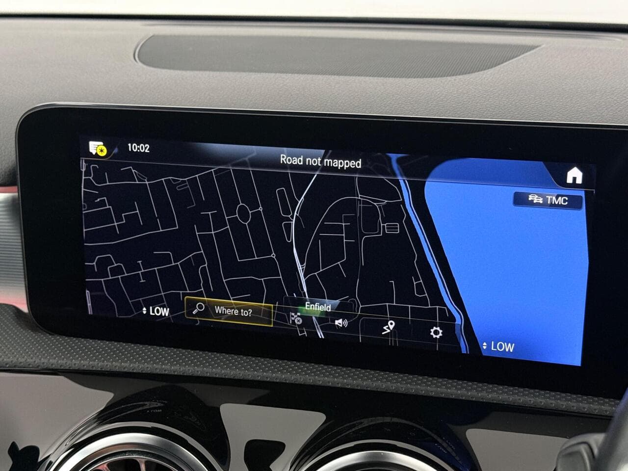Mercedes-Benz A Class thumbnail Infotainment System