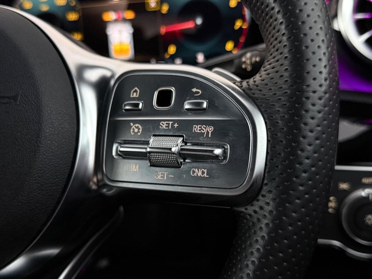 Mercedes-Benz CLA thumbnail Misc Controls