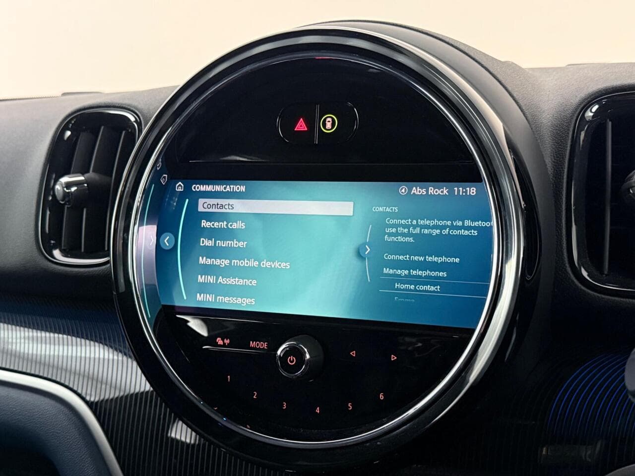 MINI Countryman thumbnail Infotainment System