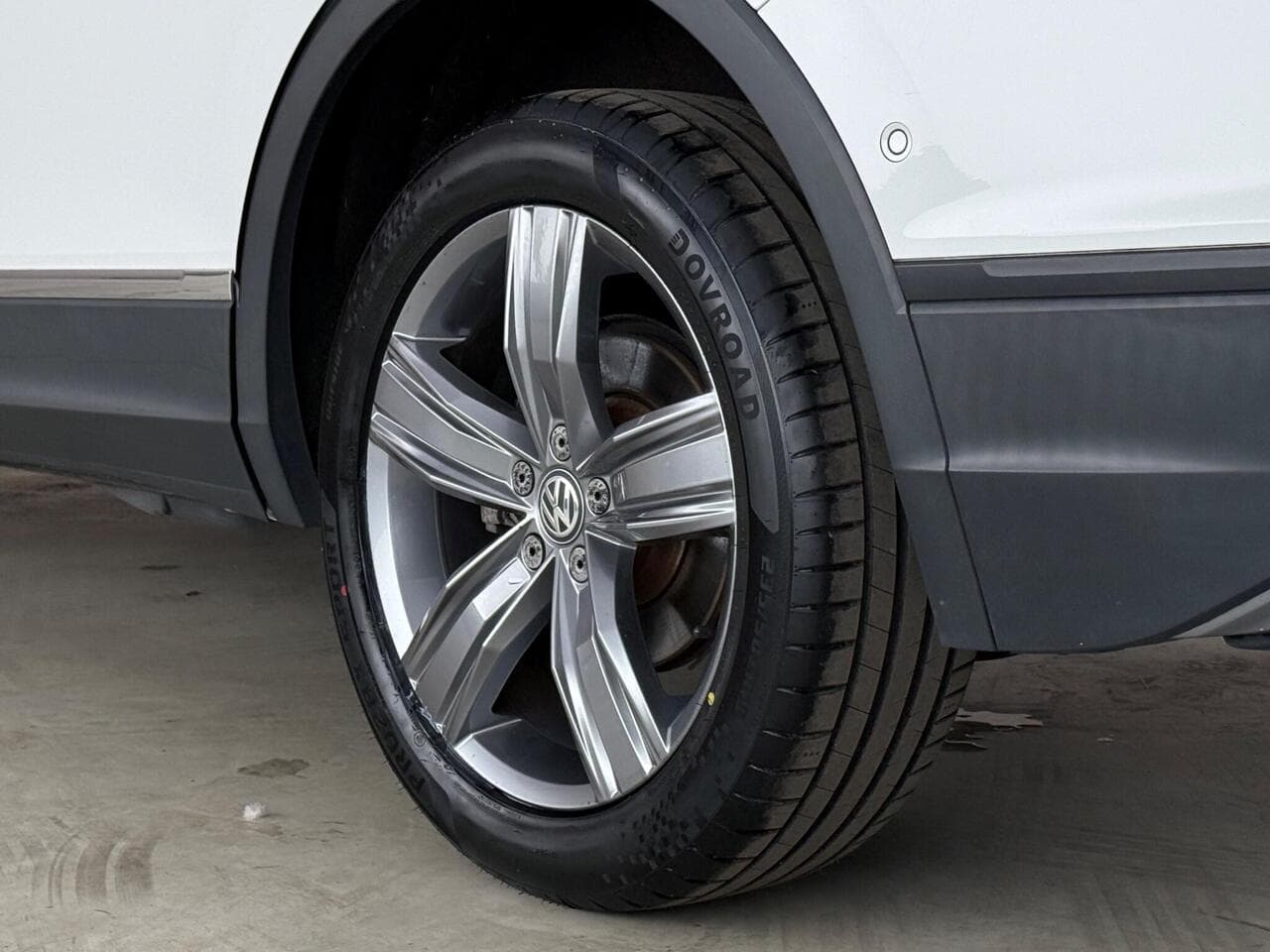 Volkswagen Tiguan Allspace thumbnail Wheel